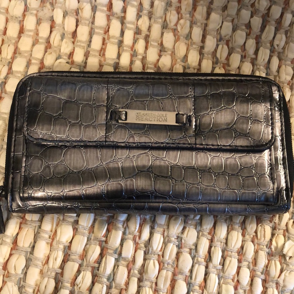 Kenneth Cole Reaction